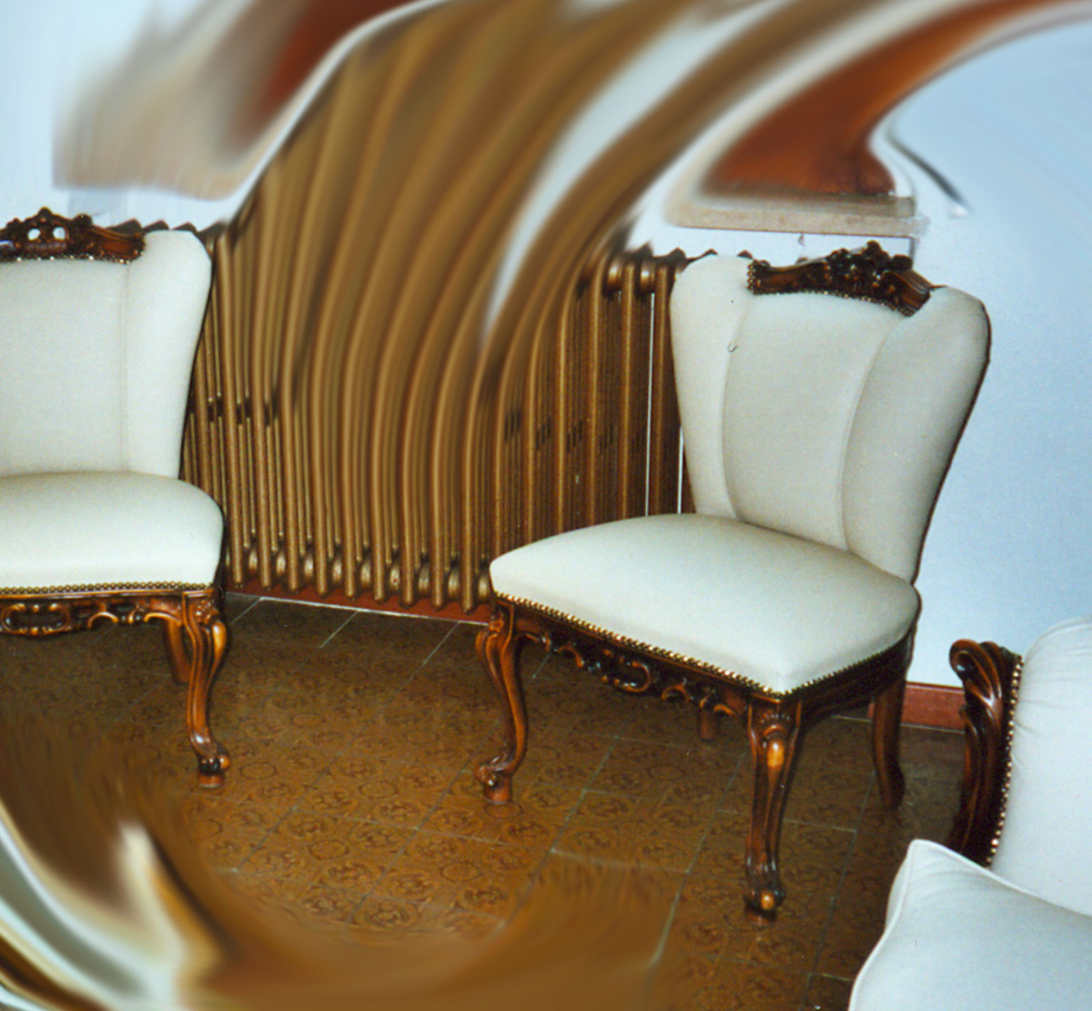 sedia bianca restauro atelier guastella novara